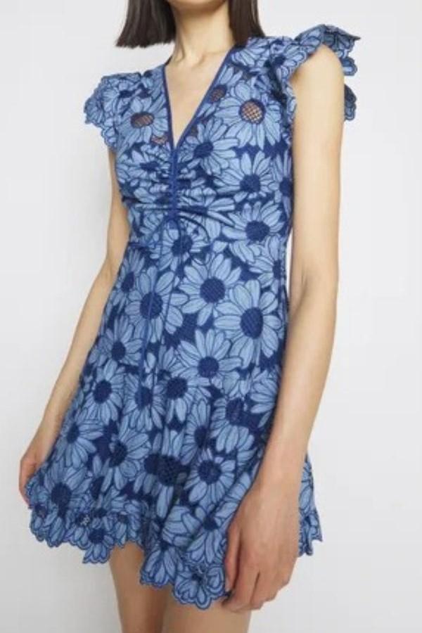 CHRYSANTHEMUM HOOK FLOWER HOLLOW DRESS