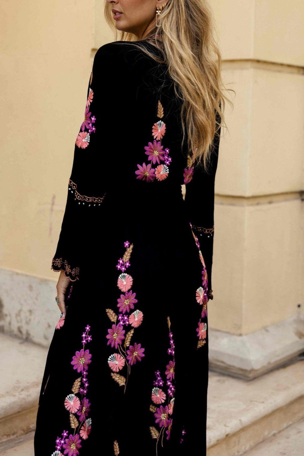 PINK FLORAL EMBROIDERY MAXI DRESS